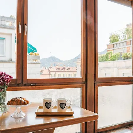 Ferienhaus Piazza Cavour View - By Myhomeincomo *