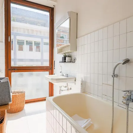 Ferienhaus Piazza Cavour View - By Myhomeincomo Como